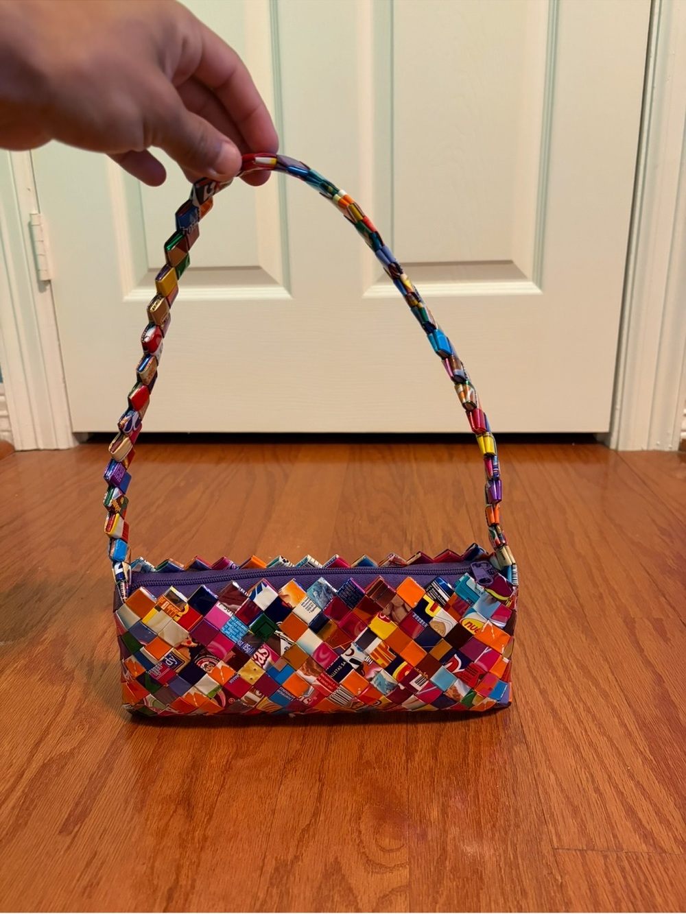 Handmade Recycled Magazine Woven Handbag Colorful Art Purse Statement Bag - Picture 6 of 8